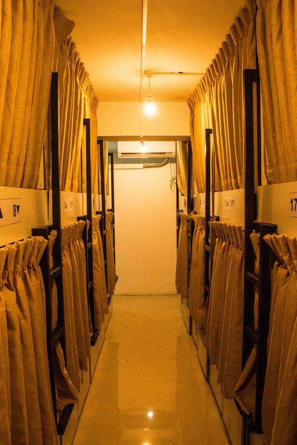 Bunk Planet Hotel Kandy Exterior foto